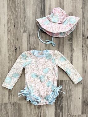 Caden Lane Floral Long-Sleeve Rash Guard Swimsuit with Sun Hat